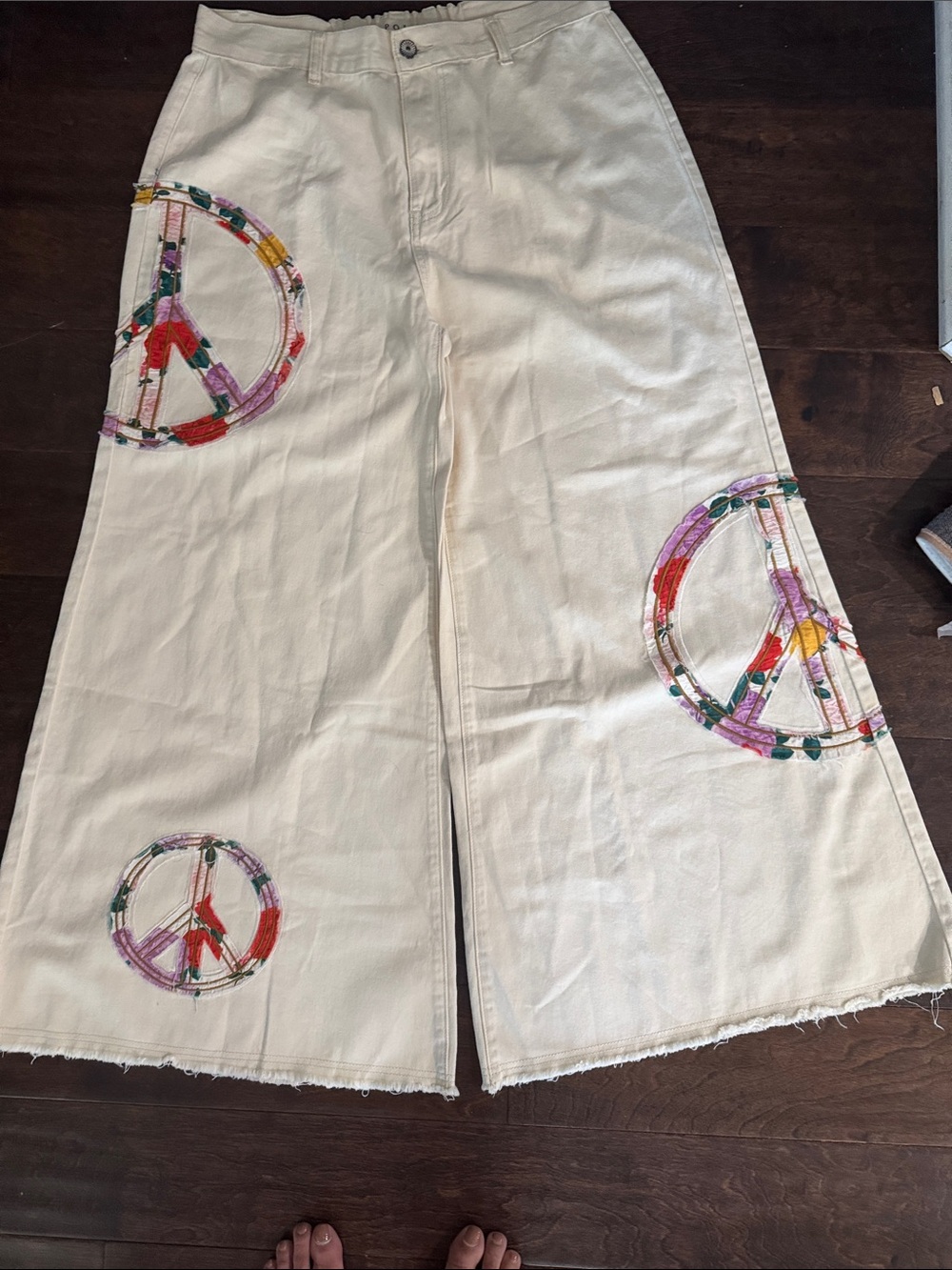 POL Cream Kids Wide-Leg Sweatpants with Multicolor Peace Patch Details